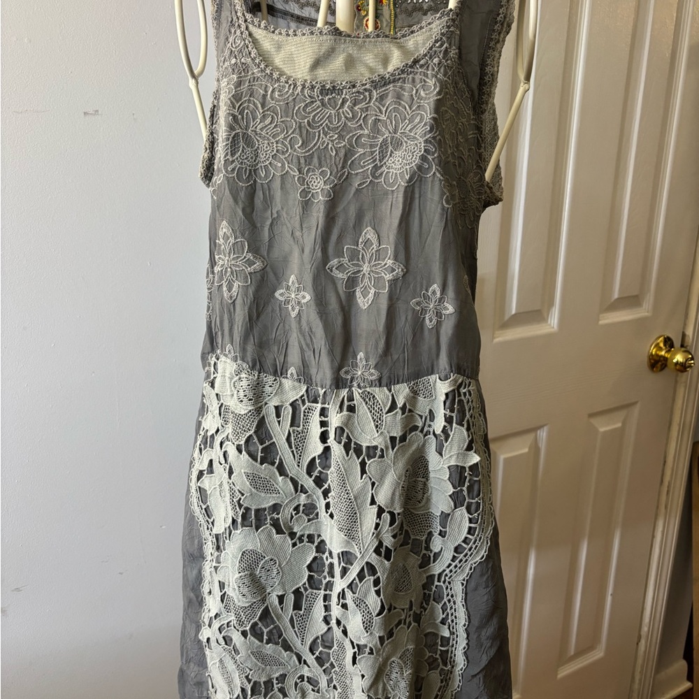 Johnny Was Sz M Gray Embroidered Tank Top Dress Ruffle Sleeveless Whimsical #972
